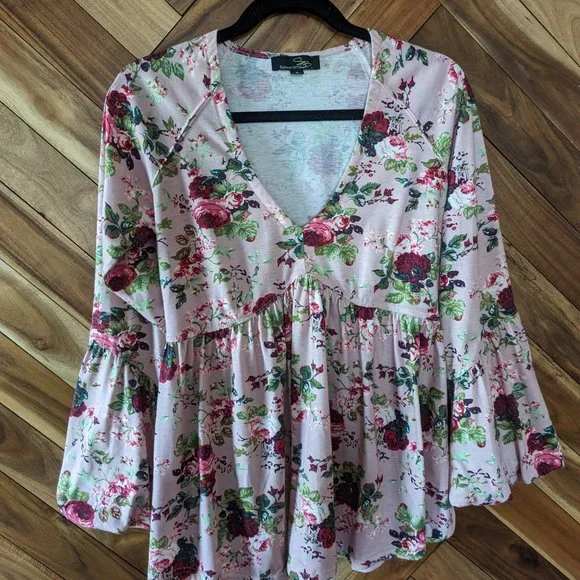 π 4 for $25 π Pink Floral Boho Bell Sleeve Babydoll Top Women's Size Small - Picture 2 of 9